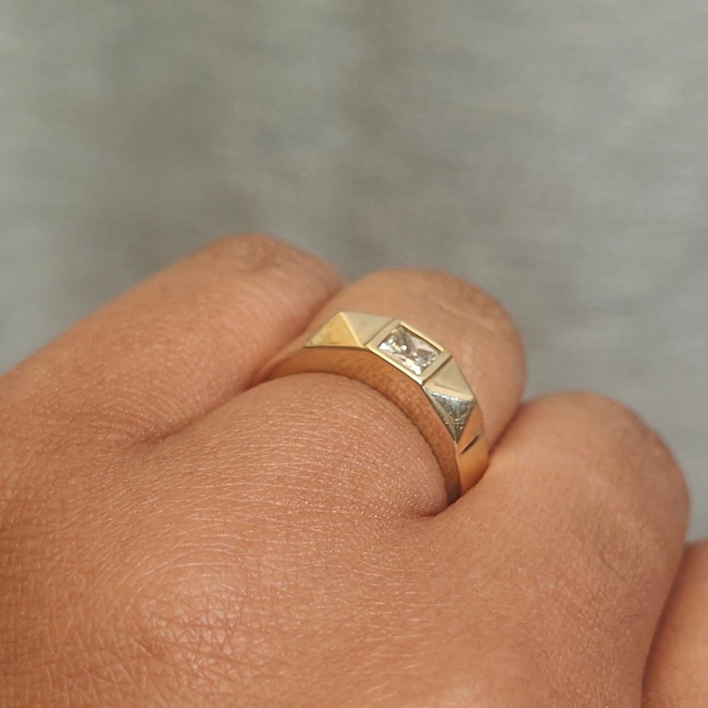 Ana Luisa Equinox Ring 10K Yellow Gold Lab Grown Diamond Size 7 Studded Band